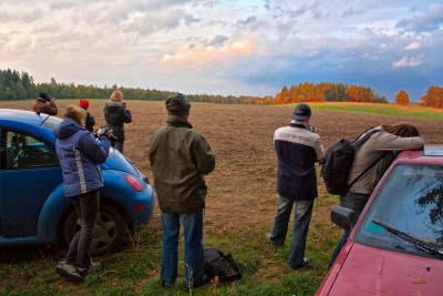 Про последние лучи, или удобно ли спать на машине))