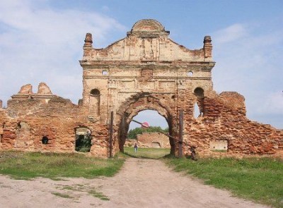 Развалины монастыря